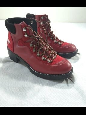 Juicy Couture Red Lace-Up Leather Hiking Boots with Studded Sole